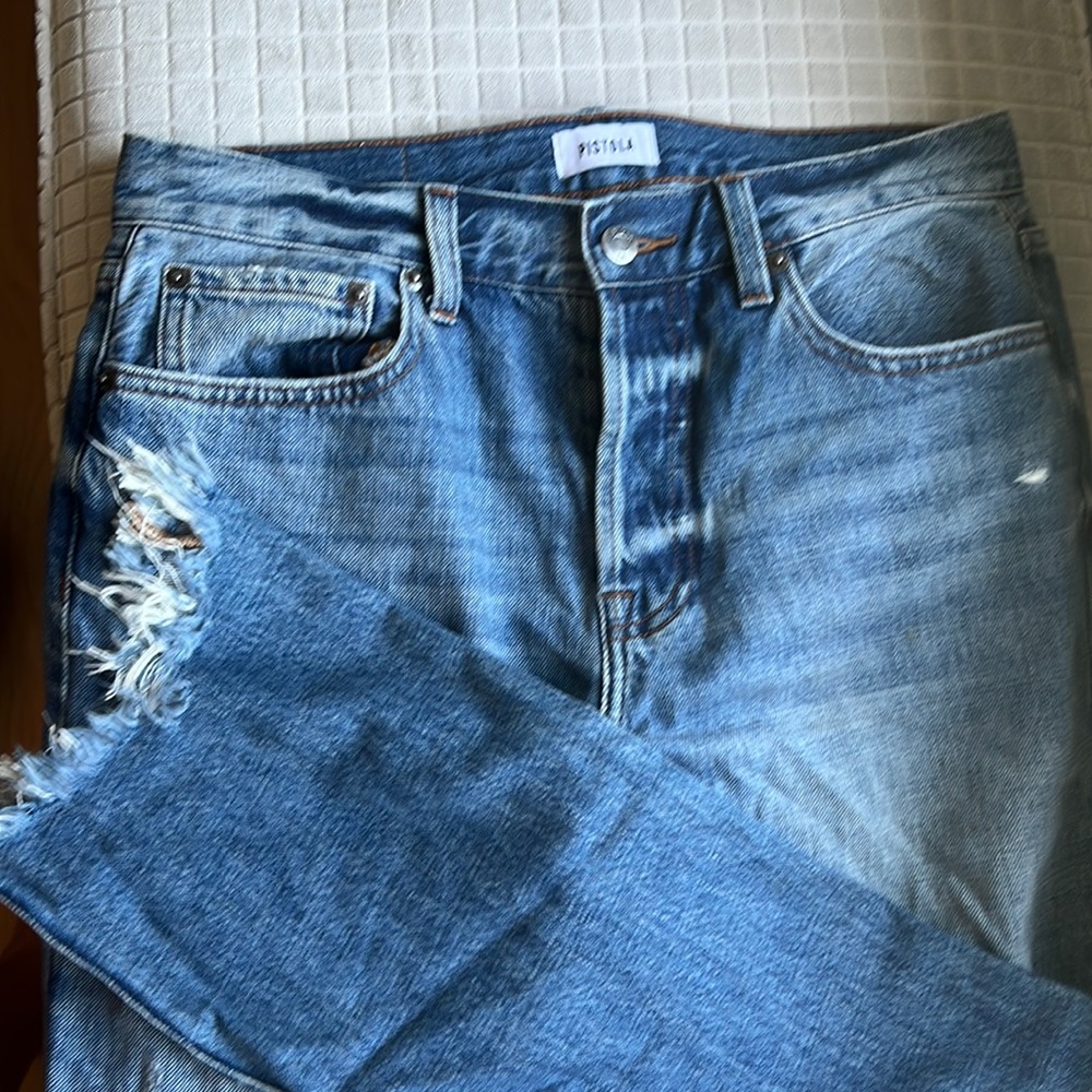 - Pistola boyfriend jeans frayed bottom
